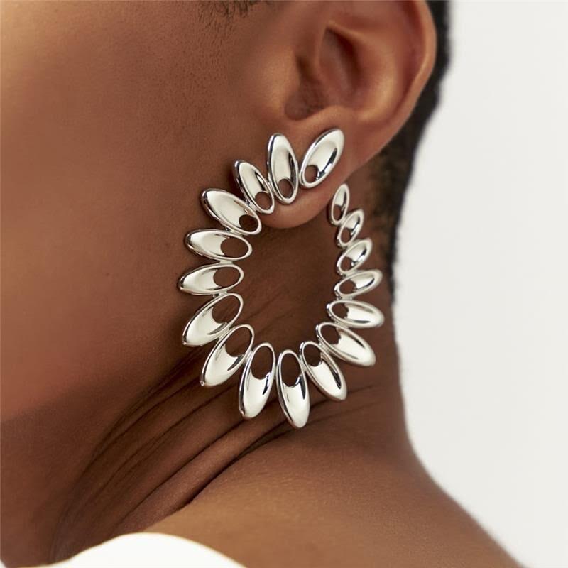 Giant Daisy Earrings - Silver
